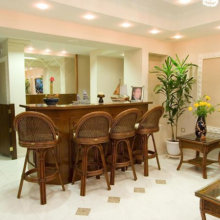 Hotel Viana Loutrá Edipsoú Eksteriør bilde