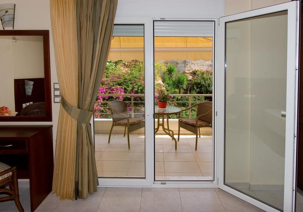 Hotel Viana Loutrá Edipsoú Eksteriør bilde